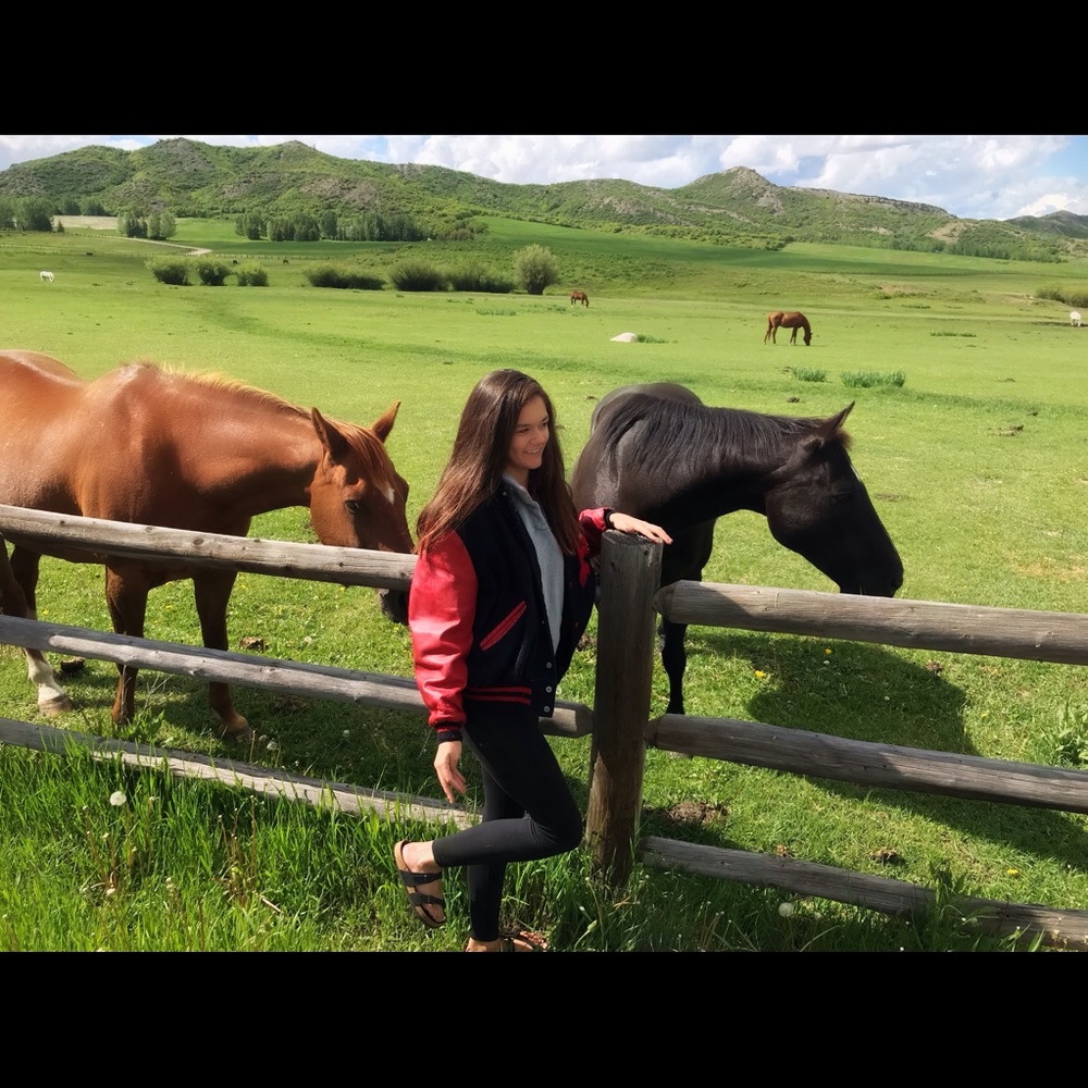 Meet your Posher, Samantha